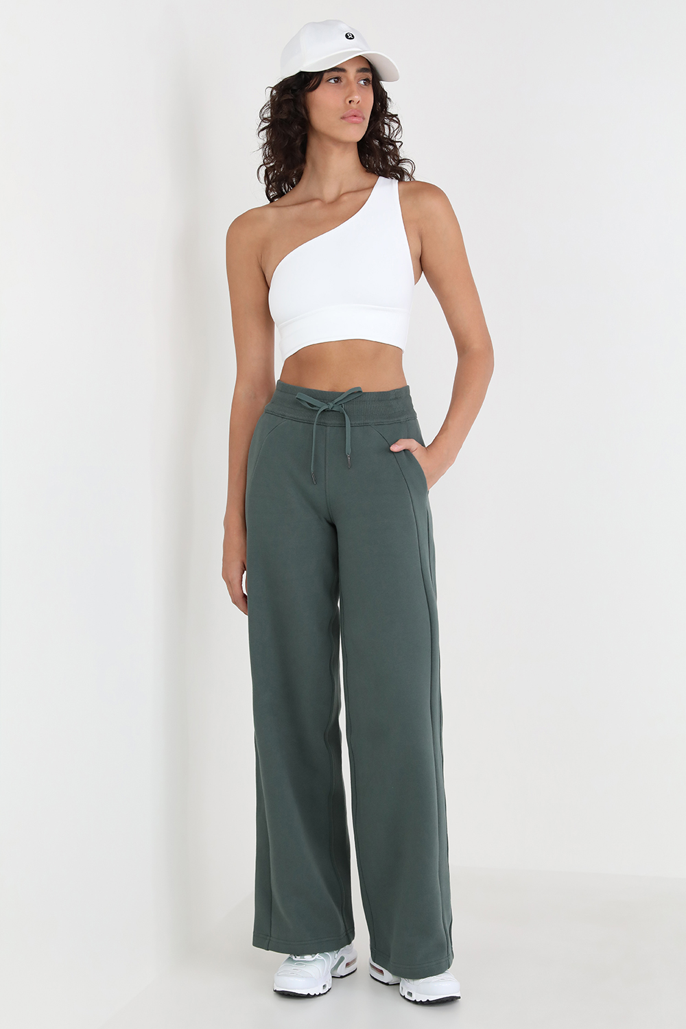 Scuba Mid-Rise Wide-Leg Pant